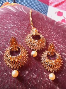 Elegant Gold-Tone Jewelry Set