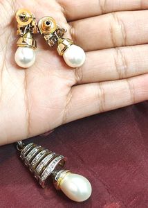 Pendant And Earrings Set