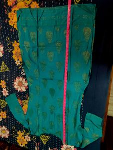 Awesome 💯Teal &amp; Gold Print Kurti