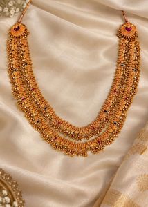Elegant Gold Toned Necklace Set