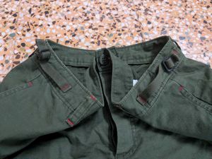 Y2K Stylish Olive Green Shorts