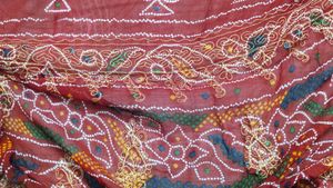 Exquisite Red Bandhani Rajasthani bhaat chundri ..