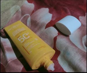 Dot And Key VitaminC Sunscreen