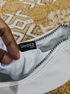 h&amp;m white sling bag