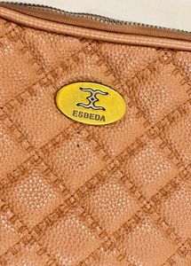 Esbeda Quilted Crossbody Bag
