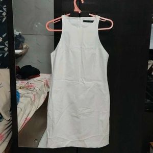 Classic White Sleeveless Dress