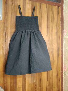 Chic Black Smocked Bust Dress