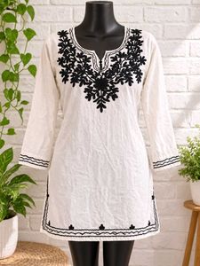 Embroidered White Kurta