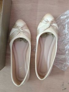 New Sparkly Embellished Ballet Flats size 38
