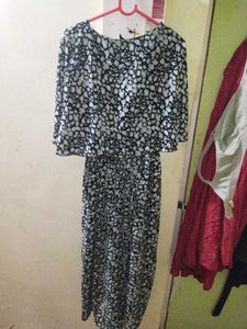 Chic Black & White Floral Dress