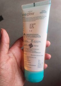Aaha Glow Face Wash