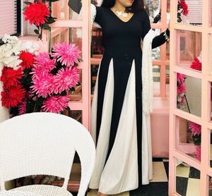 Viral Black & White Gown (Full Sleeves)
