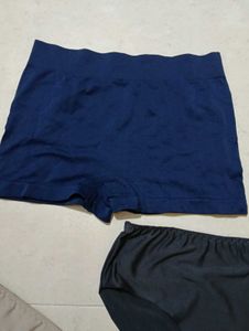 Comfortable Briefs &amp; Face Mask Set