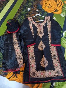 Embroidered Black Kurta