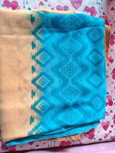 Elegant Saree without Blouse