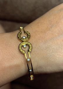 Elegant Gold Roman Numeral Bracelet