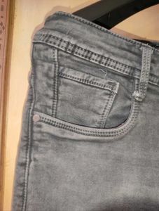 Men’s Grey Washed Slim-Fit Jeans | Size 38