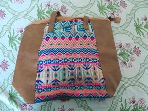 Stylish Tote Bag With Red Blouse