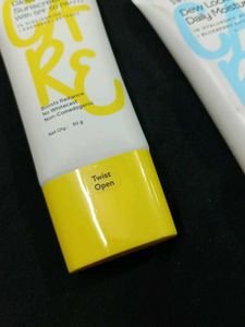 Swiss Beauty Glow Fusion Sunscreen &amp; Dew Lock Mois
