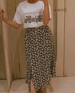 Floral Print Midi Skirt