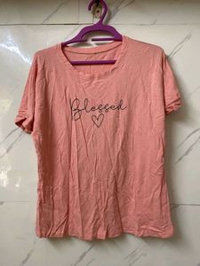 casual tshirt Which Can Be Worn On Denim