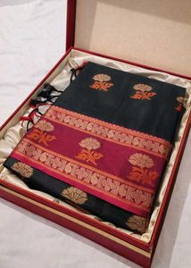Elegant Black & Red Soft Silk Allover Boota Saree