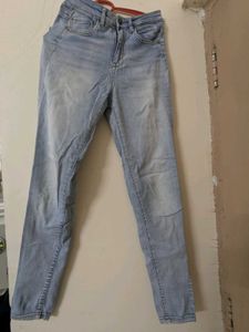 Light Wash Denim Jeans