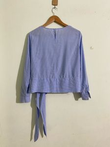 H&amp;M Blue Tie-Waist Top