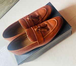Men's Tan Textured Tassel Loafers – Elegant