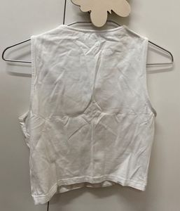 Classic White Sleeveless Tank Top