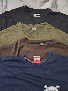 Bundle of 4 Graphic T-Shirts