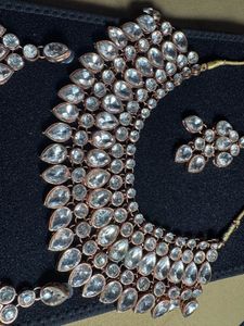 “Elegance in every sparkle ✨