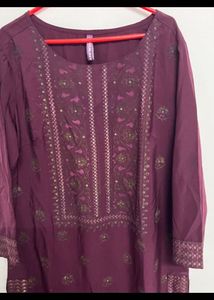 offer🔥🔥Elegant Embroidered Kurta Set with Dupatt