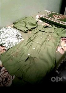 Green Embroidered Two-Piece Set