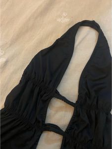 cut out backless top