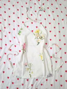 Floral Halter Neck fitted kurti🌷