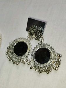 Exquisite Ethnic Earrings Set