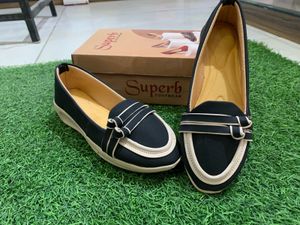 Stylish Black Loafers with Cream Trim all sizes av