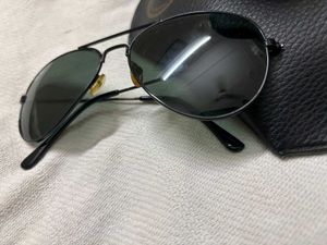 Ray-Ban Aviator Sunglasses with Case