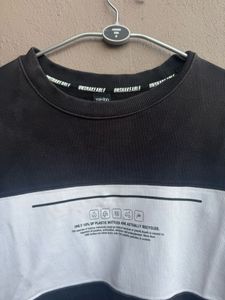 Black &amp; White Colorblock Sweatshirt