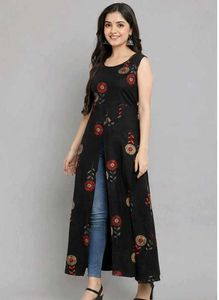 Stylish Black Floral Print Kurta