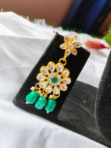 Green Floral Necklace