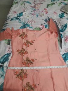 embroidery kurta side cuts available with flaws