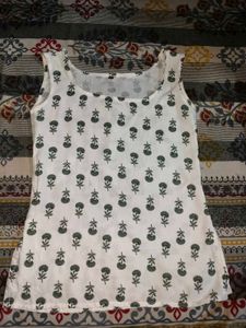 White Floral Sleeveless Kurta