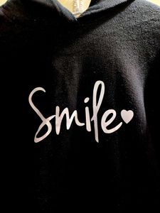 Smile Hoodie - Cozy &amp; Stylish