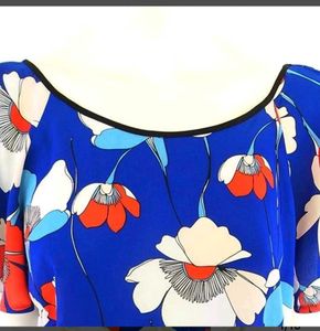 Vibrant Floral Print Short Sleeve Top
