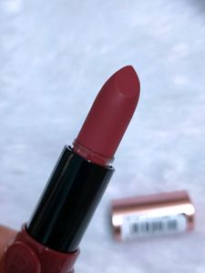 Makeup Revolution Lip Stick