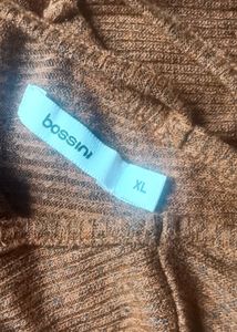 PRICE DROP🚨Brown Ribbed Top