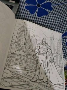 Flair Avengers Coloring Book &amp; Crayons Set