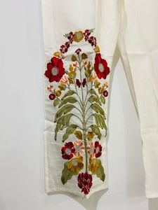 Embroidered Kurta Set with Pants